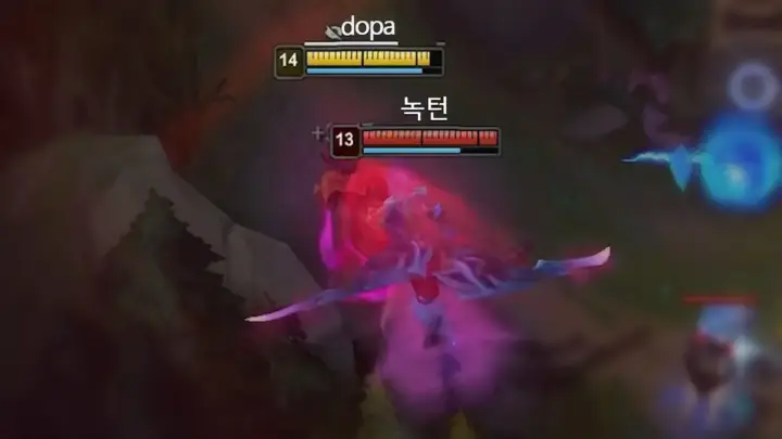도파 오리아나 플레이 영상의 미드 라인 운영 장면